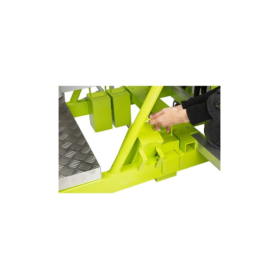 plataforma-elevadora-unipersonal-pramac-lp-12204.jpg